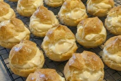 Thumbnail for Cream puffs with custard filling