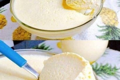 Thumbnail for Creamy White Chocolate Mousse Recipe
